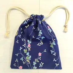 【ハンドメイド】巾着袋 中（紺色花柄）[B-021]
