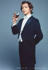 【中古】生写真(男性) 久保田秀敏(アルバート・ジェームズ・モリアーティ)/膝上・背景グレー・キャラクターショット/ミュージカル「憂国のモリアーティ」Op.2 -大英帝国の醜聞-ブロマイド(個人セット)