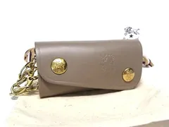 ■新品同様■ IL BISONTE イルビゾンテ レザー 4連 キーホルダー 鍵入れ メンズ レディース グレージュ系 BN4304