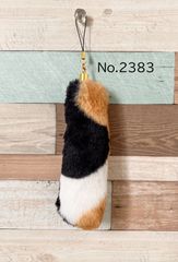 三毛猫柄　しっぽストラップ　しっぽキーホルダー　猫　akaneko  ファー　ボア　猫しっぽのサムネイル