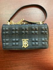 No.418【⭐️送料込⭐️】BURBERRYショルダーバッグ 黒 レザーのサムネイル