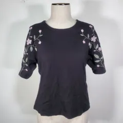 H&M エイチアンドエム レディース 半袖Tシャツ レーヨン 黒 花柄 刺繍XS