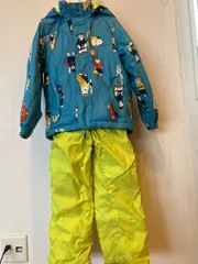 スキーウェア　サイズ120