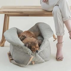 犬猫用カーシート セントラルコントロール ペットパッド 犬用 猫用 フロントシート 洗える カーセントラルコントロールスタイル 猫犬ブースターシート リボン 外出用ベッド 車用 車用ベッド