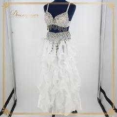 ベリーダンス オリエンタル 衣装 上下セット ホワイト系 白 シルバー カラフル ビーズ ラメ 装飾 フリル 舞台 発表会 イベント コスチューム ドレス スカート トップス セットアップ キラキラ おしゃれ かわいい フェスティバル ダンス 衣装