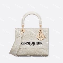 新品 定価以下 Christian Dior ディオール Dior Book Tote バッグ スモール Dior Cabinet de la Mer  エンブロイダリー - メルカリ