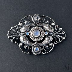 Czech製 ヴィンテージブローチ横長六角形 フィリグリー エナメル装飾 