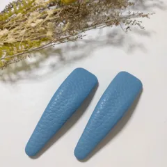 フェイクレザーパッチンピン　ターコイズブルー　2本セット　ハンドメイド