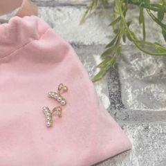 イヤーカフ 両耳用 ゴールド シンプル  ピアス レディース パール　ポーチ付き