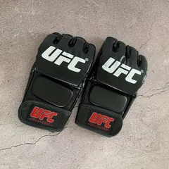 【値下げ】UFC公式試合用グローブ（デメトリアス・ジョンソンサイン入り） 2025年最新】ufc グローブの人気アイテム - メルカリ