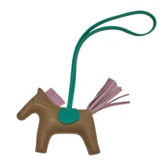 【中古】 HERMES エルメス  バッグチャーム  U刻（2022年） ロデオチャーム PM  馬モチーフ アニョーミロ チャイ×モーヴシルベストル×ミント アクセサリー25018807 SA