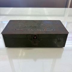 グレンフィディック12年シングルモルトウィスキー缶ケース入り