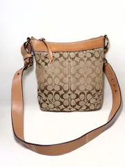 美品・COACH コーチ  ショルダーバッグ　ミディアムダッフル シグネチャー 10403　 キャンバスxレザー 　ベージュ/カーキ
