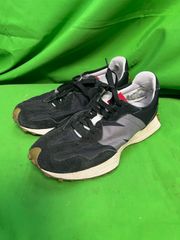 【MS327STC】ニューバランス US8.5 26.5cm/黒 ブラック グレー newbalance メンズ スニーカー ＠16