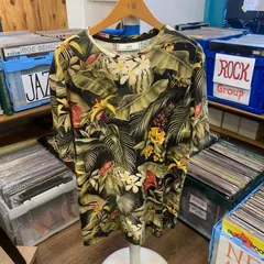 ♪AMI　Alexandre Mattiussi　T-shirt　ボタニカル柄のサムネイル