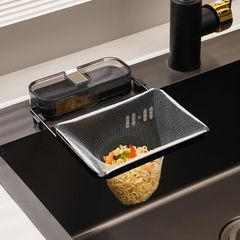 【人気商品】折り畳み・真空吸盤式 生ゴミスタンド 三角コーナー アップグレード固定力 三角コーナー キッチンドレン キッチン 三角コーナー ゴミ受け ラック 排水溝 繰り返し使用可能 水切りネット 水切りネット100枚付 yazi (黒)