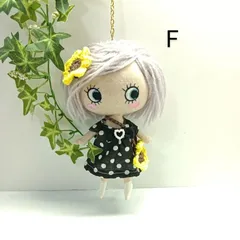 F ブラックのドット柄ワンピース＆ひまわりのヘアピン＆ひまわりのポシェットの3点セット