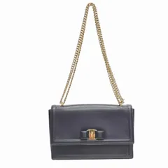 フェラガモ　ヴァラリボン　AU21／G462　チェーンショルダー　バッグ　ショルダーバッグ　レディース