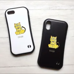 スマホケース　iPhoneケース　トラ　グリップ