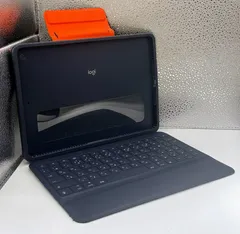 中古　ロジクール　Rugged Combo 3 保護キーボードケース　型番：YU0073（iPad 第7世代、第8世代、第9世代用）ｄ