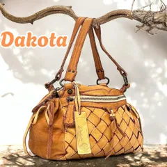 革の表情を楽しむ日々✨　Dakota ダコタ　ハンドバッグ レザー編み込み イントレチャート 巾着デザイン ワンショルダー レディース　キャメル