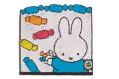 マル【送料無料】【miffy】【ミッフィー】ミニタオル【ミッフィーとキャラメル】【ウサギ】 【ミッフィーちゃん】【ディック・ブルーナ】【絵本】【アニメ】【たおる】【ハンドタオル】【ハンカチ】【雑貨】【グッズ】【かわいい】