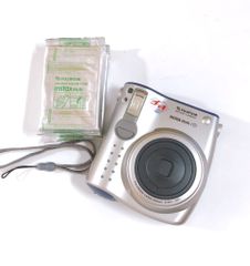 【2014】フジフィルム チェキ instax mini 10 カラーフィルム付き フィルムカメラ FUJIFILM インスタックスミニ10 インスタントカメラ