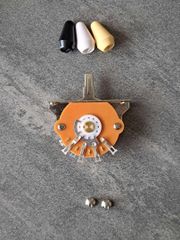 Item thumbnail for item 69a36994-5c67-4236-b8af-a7753686066e