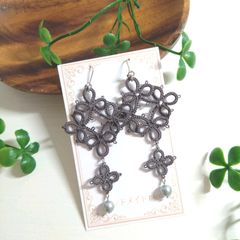 大人なアジアンピアス(イヤリング)グレー