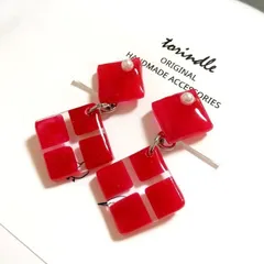イヤリング レッド シンプル 四角