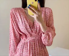 スカート ミモレ ミモレ丈 ロング ロング丈 マキシ マキシ丈 袖あり 長袖 Vネック 襟なし かわいい 大人可愛い きれいめ カジュアル 大人 上品 おしゃれ お洒落 大人可愛い 大人女子 こなれ感 柄 花柄 小花柄 フラワー 春 夏 30代 40代 レディ