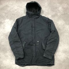 carhartt カーハート ブラックレーベル 中綿入り ナイロンブルゾン ジャケット 裏地キルティング 袖ポケット付き フード付き シンプル