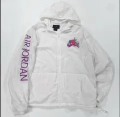 Nike(ナイキ） エアジョーダン 白 ウインドブレーカー ジャケット