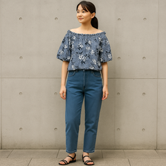 【大人女性の夏映えデザイン✨】3can４on＊サンカンシオン＊オフショルチュニック／花柄×チェック／青系／五分袖／Mサイズ相当🌻