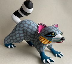 アレブリヘス チワワ ターコイズ 木彫り 犬 アニマルインテリア - メルカリ