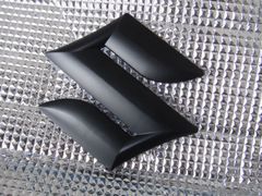 ● SUZUKI ジムニーJB64/74 Fグリル マッドブラック ABS製 エンブレム！