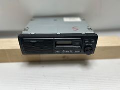 【動作確認済み】　三菱　クラリオン　純正　ラジオ　MN141632　クリッパー（U71V/U72V）　ミニキャブ（U61V/U62V）　AM　スピーカー一体　中古品