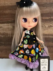 リカちゃん人形とブライスドールのハロウィン服