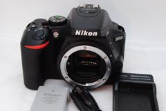 新品級 ★ Nikon デジタル一眼レフカメラ D5500 ボディ