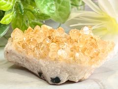レインボー✨ アスパラガスストーン フローアパタイト イエロー　原石　クラスター Amazon.co.jp: レインボー アスパラガスストーン フロー