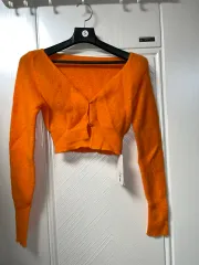 美品】jacquemus オレンジ リブニット クロップドカーディガン