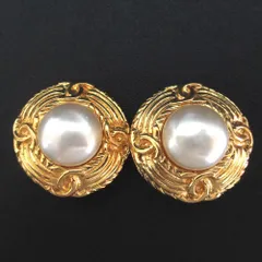 美品 CHANEL シャネル ヴィンテージ GP ココマーク フェイクパール クリップイヤリング ゴールドカラー×ホワイト レディース 古着 中古 USED