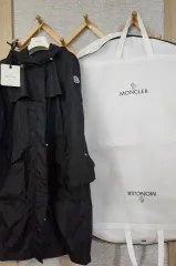 MONCLER(モンクレール) ヒエン地区