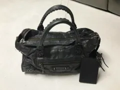 2025年最新】balenciaga ノベルティの人気アイテム - メルカリ