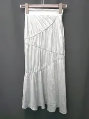 ◇ ⊂ RESEXXY リゼクシー 光沢感 ロング フレア スカート サイズF シルバー レディース E  【1506250004335】