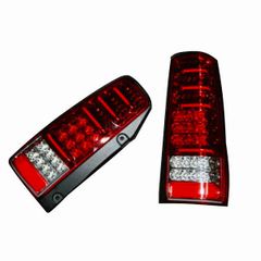 キャデラック エスカレード クロームLEDテールランプ - メルカリ