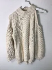 【INGNI】オフショルダーケーブルニット サイズM