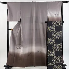 【美品】 付下げ 身丈158cm 裄丈65cm M 袷 袋帯セット 落款 草花 染め分け ぼかし 灰紫 正絹 名品 【中古】