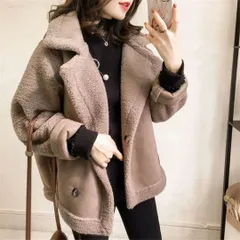 今年流行りのボアコート・?・ ?