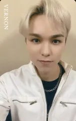 【中古】コレクションカード(男性) SEVENTEEN/VERNON(バーノン)/バストアップ・両手下げ/CD「SEVENTEEN 3RD ALBUM ’An Ode’」SEVENTEEN×HMV Xmasキャンペーン特典クリスマススペシャルカード